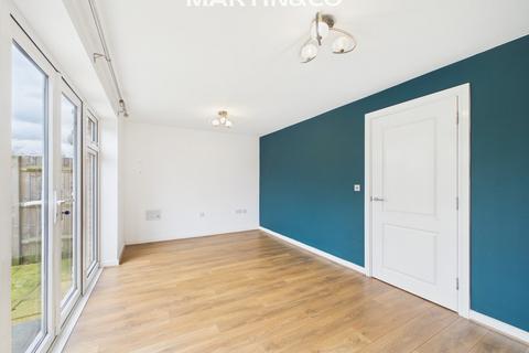 3 bedroom terraced house for sale, Morris Close, Wokingham