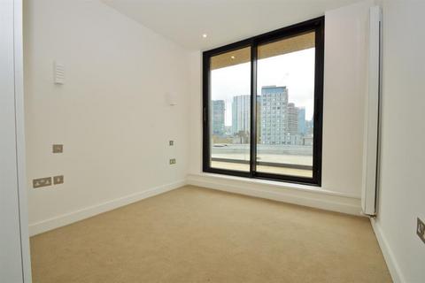 undefined, Plumbers Row, Aldgate E1