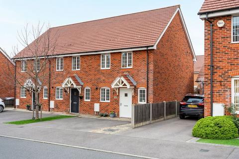 undefined, Daffodil Crescent, Crawley RH10