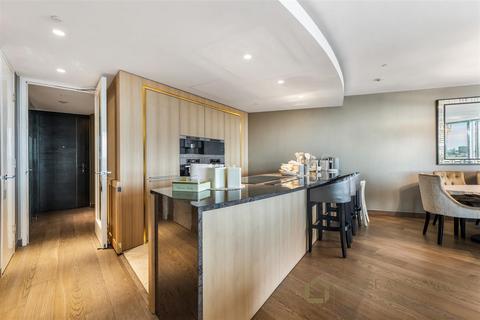 3 bedroom apartment for sale, The Tower, George Wharf, London SW8
