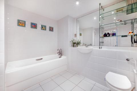 undefined, Ferry Quays, Ferry Lane, Brentford, TW8
