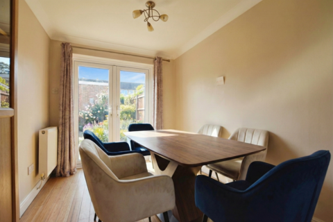 3 bedroom terraced house to rent, Joyners Field, Essex CM18