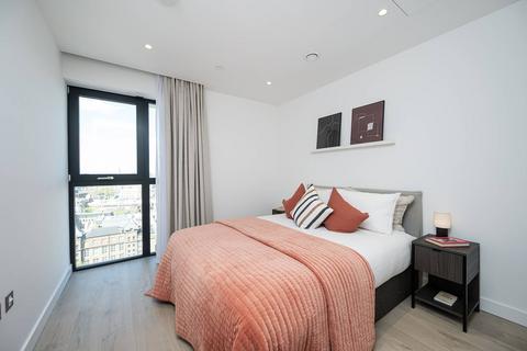 undefined, New Drum Street, Aldgate, London, E1