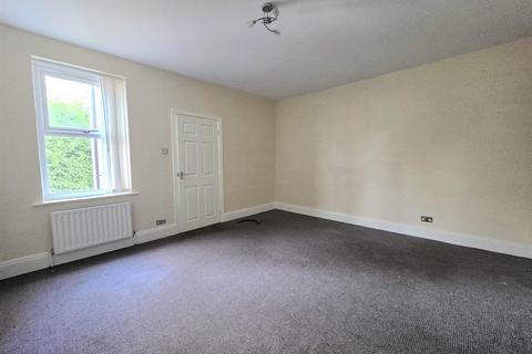 3 bedroom end of terrace house to rent, Furlong Road, Bolton-Upon-Dearne, Rotherham