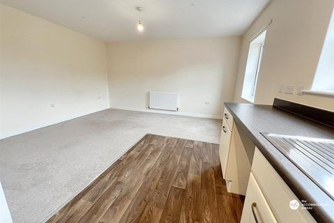 1 bedroom flat to rent, Elvan Place, Tolvaddon, TR14