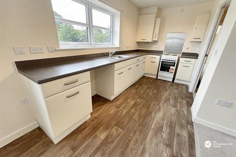 1 bedroom flat to rent, Elvan Place, Tolvaddon, TR14