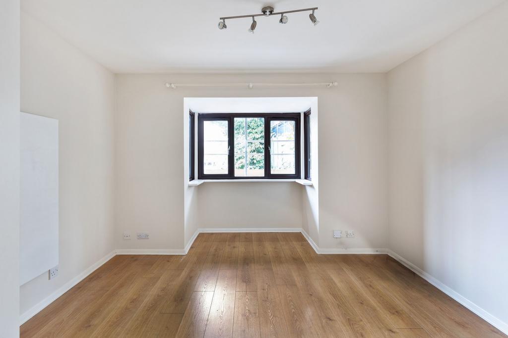 Living room (example)