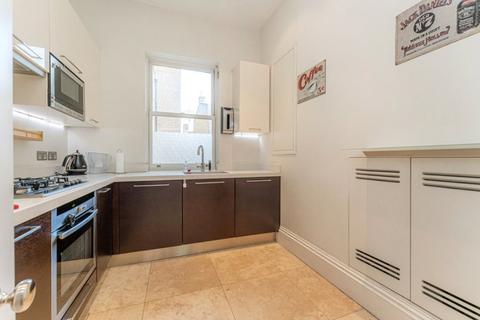 2 bedroom apartment to rent, Haselbury House, 81 George Street