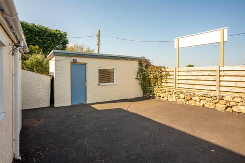 undefined, Efail Castell, Pentir, Bangor, Gwynedd, LL57