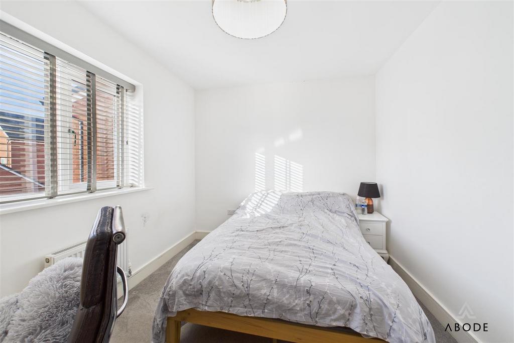 CAM01882 G0-PR0230-STILL013.jpg