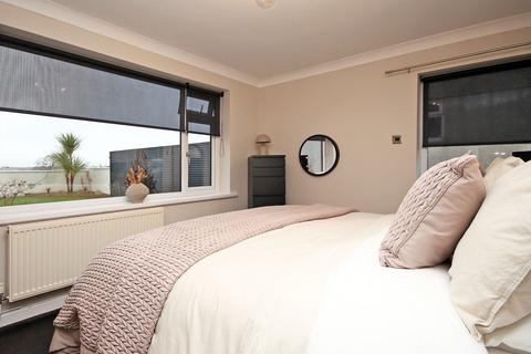 4 bedroom detached house for sale, Glan Beuno Estate, Bontnewydd, Caernarfon, Gwynedd, LL55