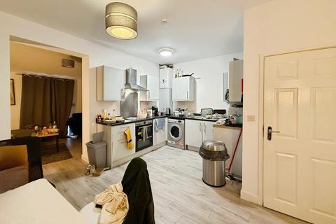 undefined, Beverly Road, Manchester, Greater Manchester, M14