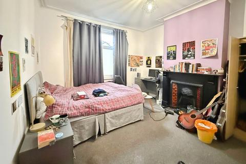 undefined, Beverly Road, Manchester, Greater Manchester, M14