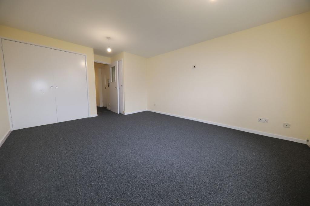 Living Bedroom (2)