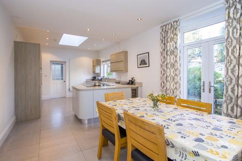 4 bedroom semi-detached house for sale, Paget Place, Penarth