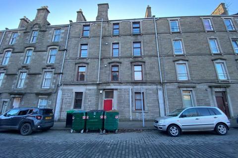 1 bedroom flat to rent, G/R 10 Stirling Street, Dundee,