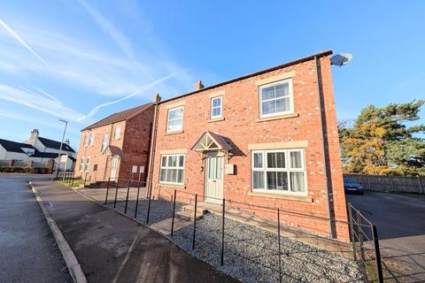 4 bedroom detached house for sale, BEVERS WAY, HOLTON LE CLAY