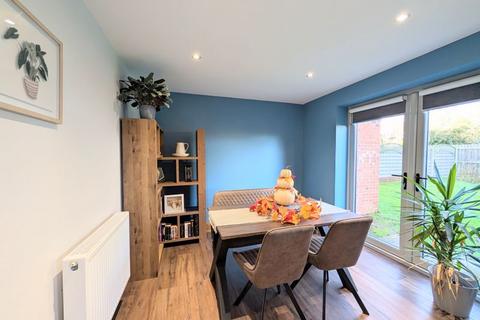 4 bedroom detached house for sale, BEVERS WAY, HOLTON LE CLAY