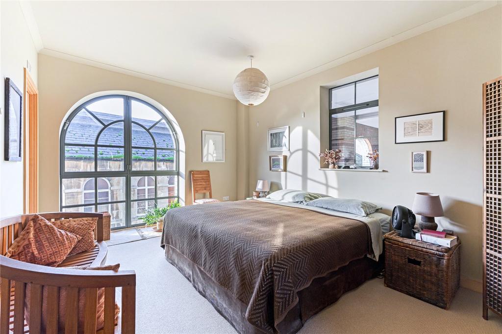 Main Bedroom