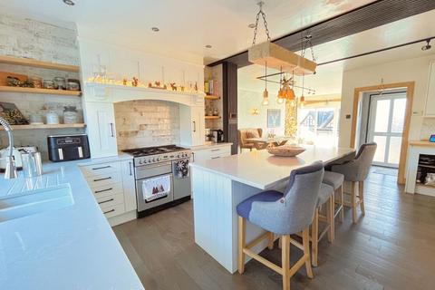 4 bedroom detached bungalow for sale, Greystones, 6 Craig Yr Eos Avenue, Ogmore-By-Sea, The Vale of Glamorgan CF32 0PF