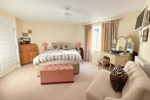undefined, 14 De Clare Lodge, Westgate, Cowbridge, The Vale of Glamorgan CF71 7FR