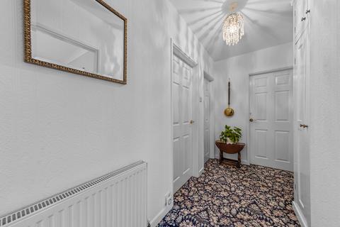 2 bedroom semi-detached bungalow for sale, Pennine Way, Kettering, NN16