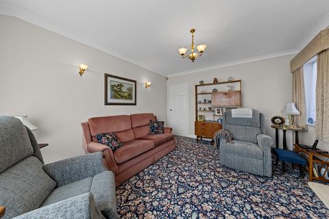2 bedroom semi-detached bungalow for sale, Pennine Way, Kettering, NN16