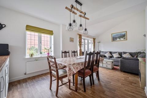 4 bedroom detached house for sale, Gamlin Close, Wellington TA21