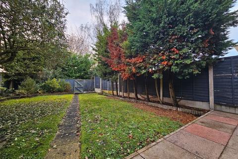 3 bedroom detached house to rent, Peach Road, Willenhall
