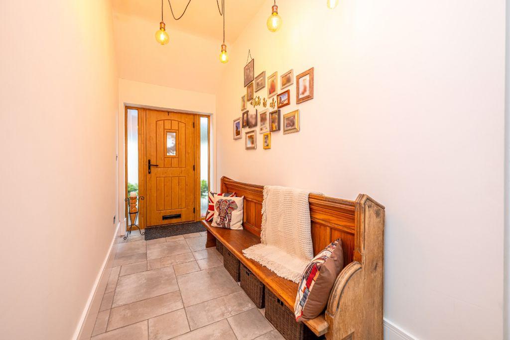 Reception/inner hall
