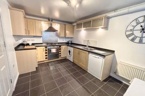 4 bedroom terraced house for sale, 19 Cae Llwydcoed, Bridgend