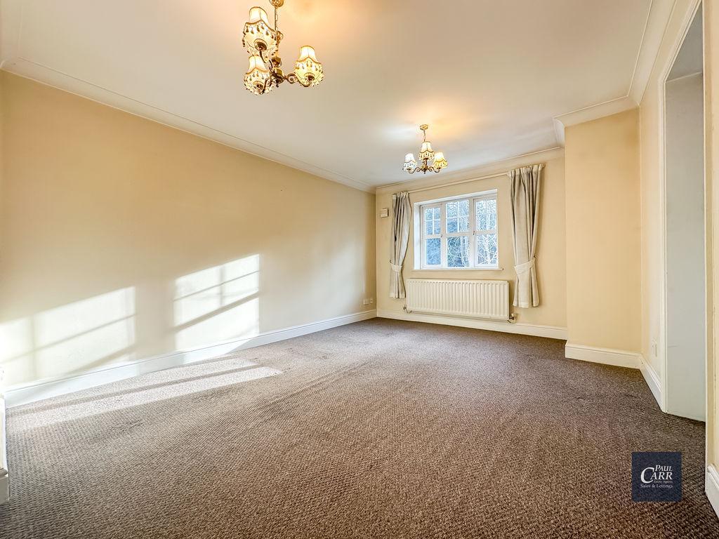Apartment in Sutton Coldfield, Streetly - View 3