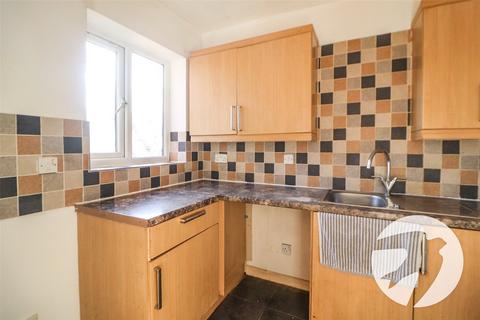 2 bedroom flat for sale, West Street, Erith, DA8