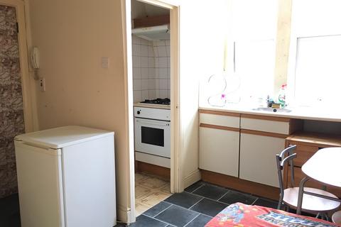 Green Lanes, London N4