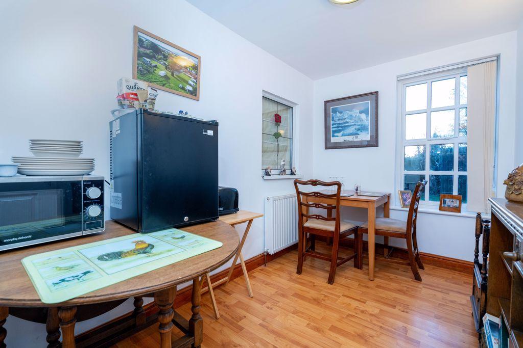 Guest Kitchenette