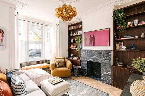 2 bedroom apartment for sale, Raleigh Road, London, N8