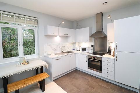undefined, Jubilee Drive, Fleet GU52