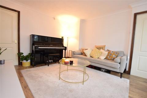 3 bedroom terraced house to rent, Sandbed Court, Leeds, West Yorkshire