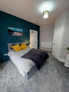 1 bedroom in a house share to rent, Room 1