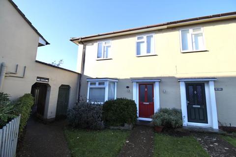 3 bedroom end of terrace house for sale - Grange Close, Southampton SO18