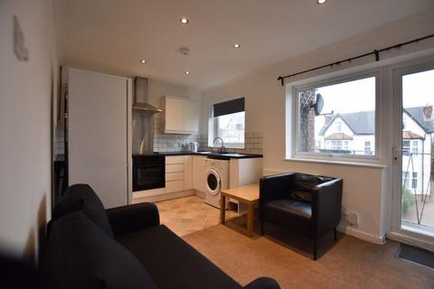 3 bedroom apartment to rent, Loughborough Road, West Bridgford