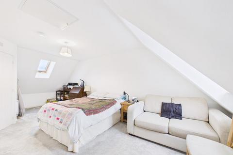 undefined, Levant rise, Falmouth - Well presented semi-detached home.
