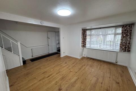 3 bedroom semi-detached house to rent, West End Lane, Harlington, Hayes