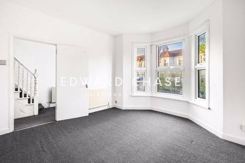 undefined, Clandon Road, Seven Kings, IG3