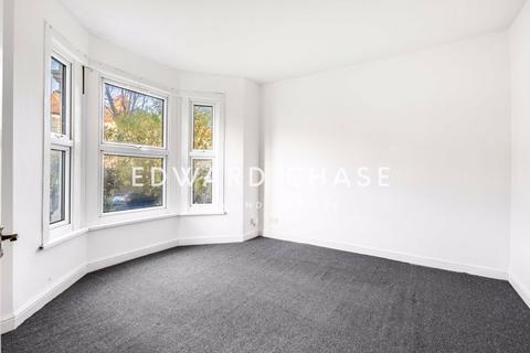 undefined, Clandon Road, Seven Kings, IG3