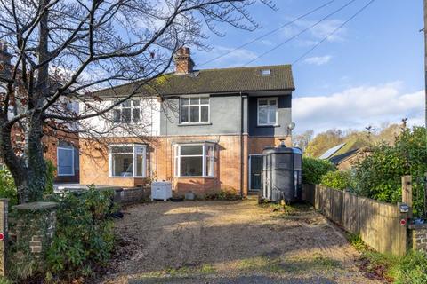 Maynards Green Road, Heathfield TN21