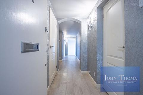 undefined, Spanbrook, Chigwell IG7