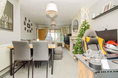 3 bedroom semi-detached house for sale, Rutland Crescent, Walsall WS9