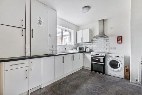Mixed use to rent, Wood Farm Road, Oxford