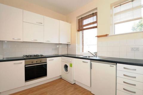 2 bedroom apartment to rent, N10